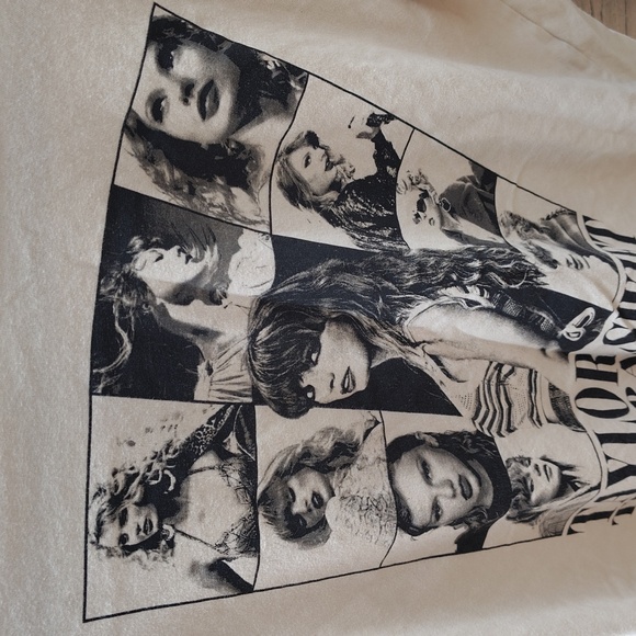 Taylor Swift THE ERAS TOUR Tee Shirt Size S - Picture 4 of 9